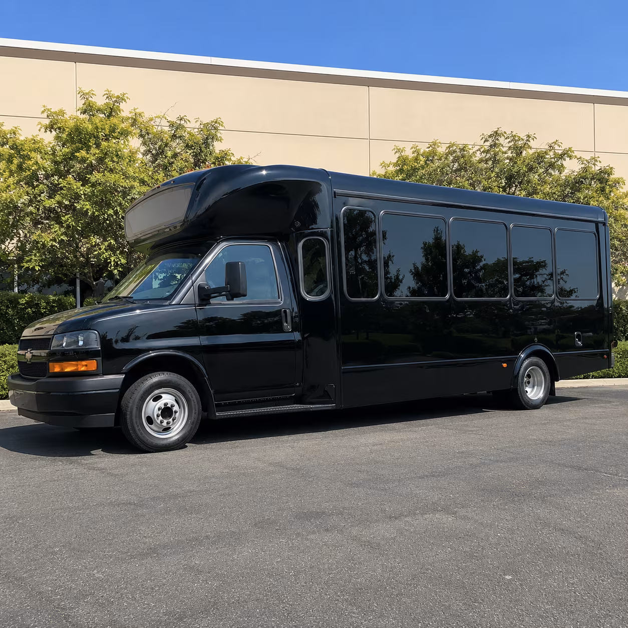 Fort Worth Homecoming & Prom Party Bus Rentals